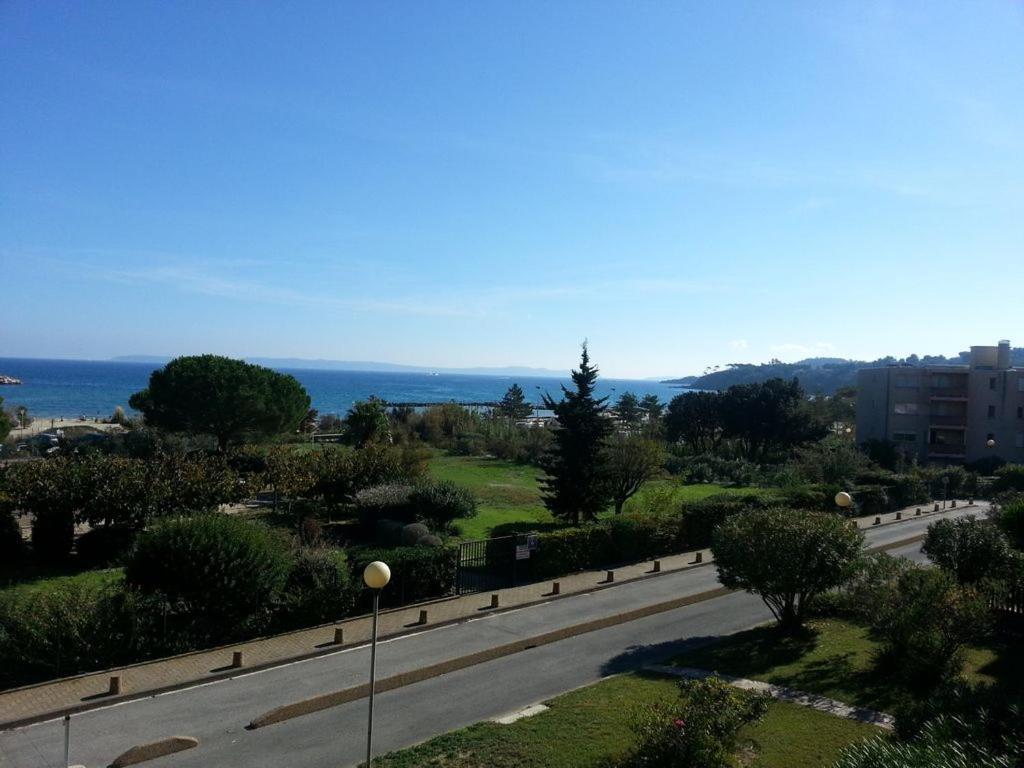 Flat Daire Bormes-les-Mimosas Dış mekan fotoğraf